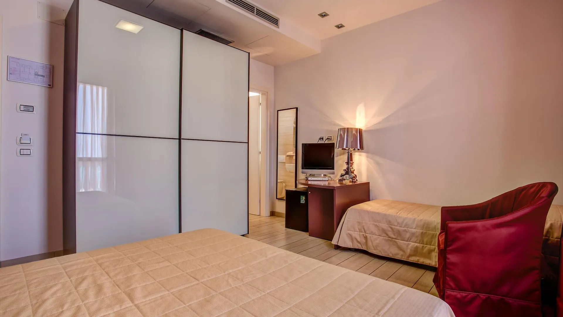 Hotel Fiamma & Spa Cesenatico 4*,  Italy