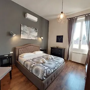 savieri-home-in-florence.it-tuscanyhotel.com/